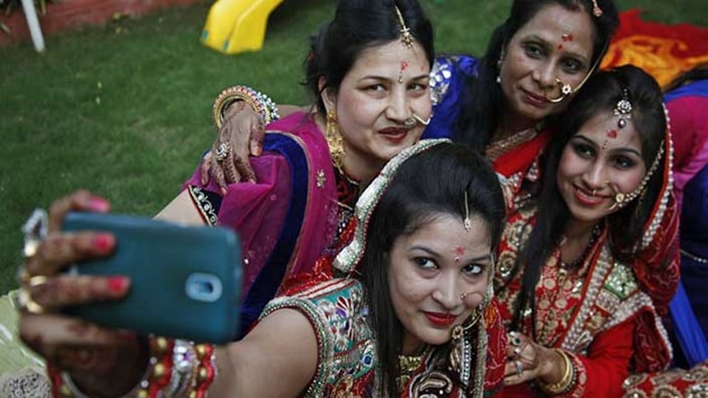 India toma medidas para prohibir las redes sociales