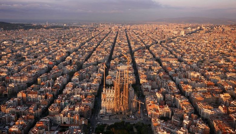 Barselona’nın Izgara Gibi Görünen Meşhur Şehir Planının Arkasındaki Hikaye
