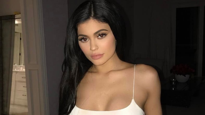 Hackean cuenta de Snapchat de Kylie Jenner