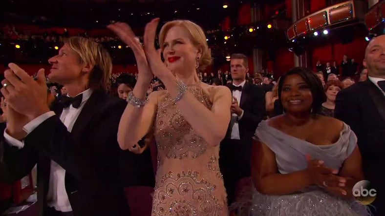 Nicole Kidman’ın Oscar Ödülleri'ndeki Sosyal Medyayı Sallayan Garip Alkışlaması