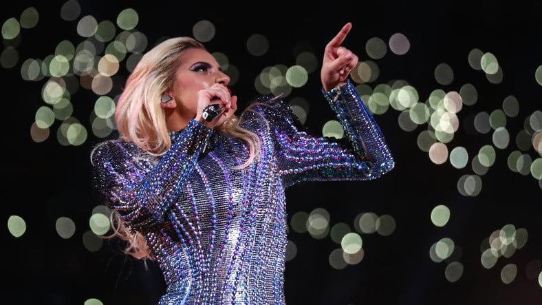 ¡Los drones de Intel convirtieron el concierto 'Super' de Lady Gaga en 'Impresionante'!