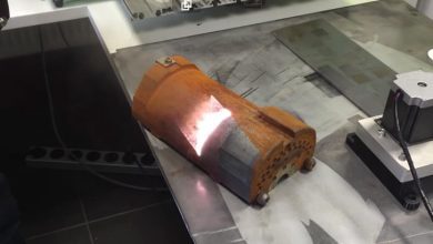 1000 Watt'lık Lazer Pasla Kaplı Metali Nasıl Temizliyor?