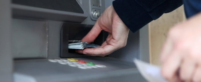 ATM Cihazına Yerleştirilen Düzeneği Güvenlik Uzmanı Çözdü