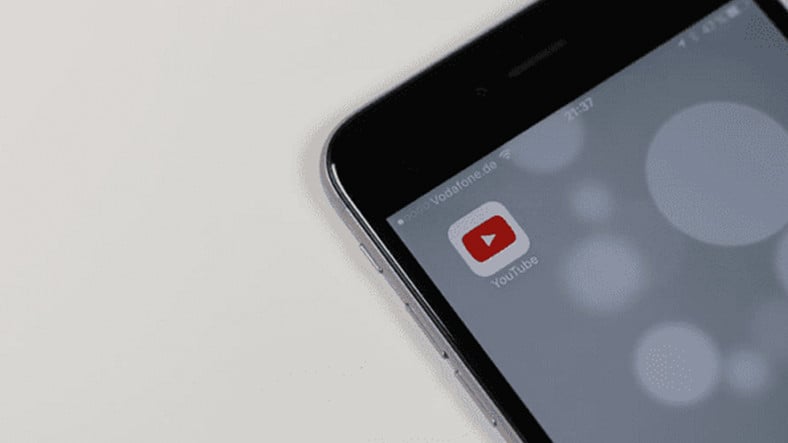 La interfaz de video de pantalla completa de Android de YouTube está cambiando